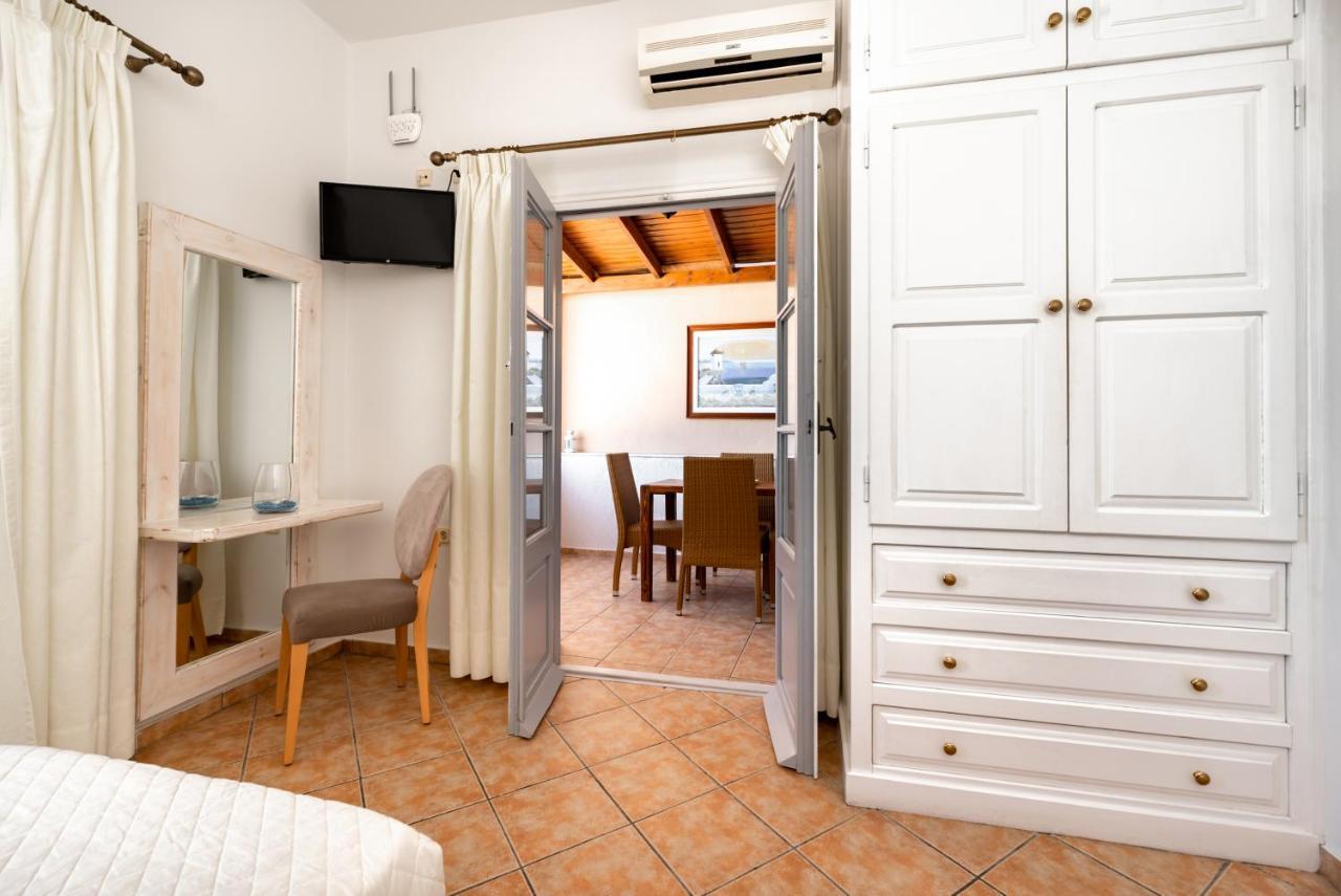 Villa By Hotel Thira Fira  Exterior foto