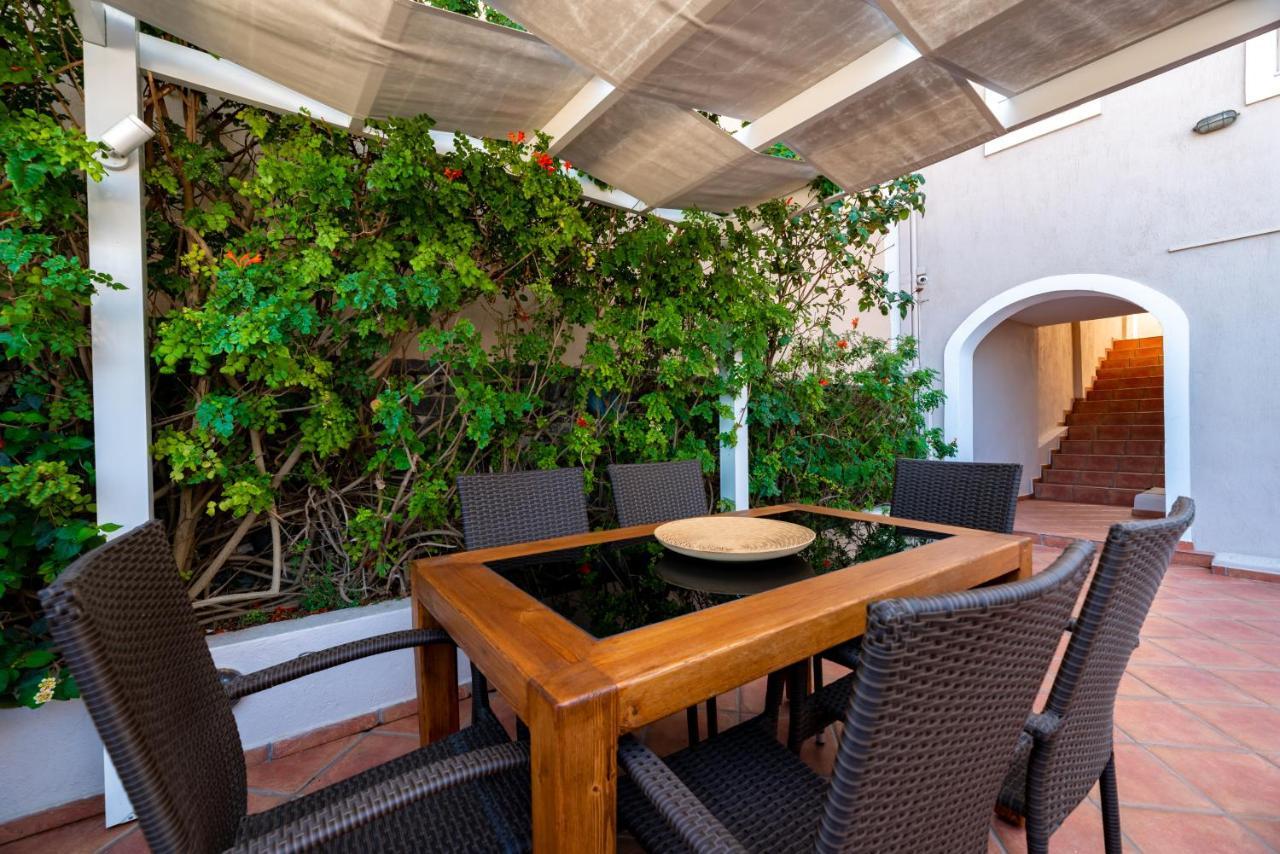 Villa By Hotel Thira Fira  Exterior foto